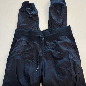 Lululemon joggers